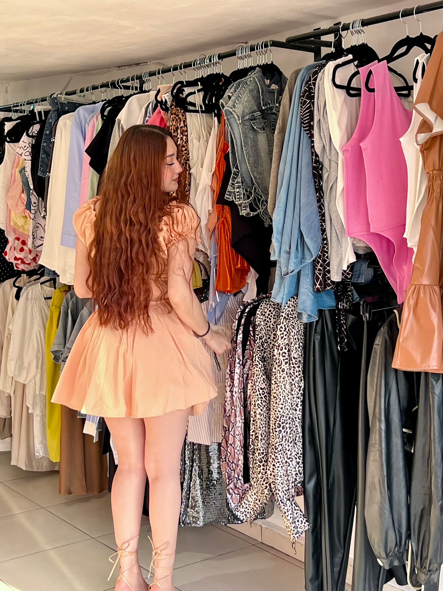 VESTIDO CORTO