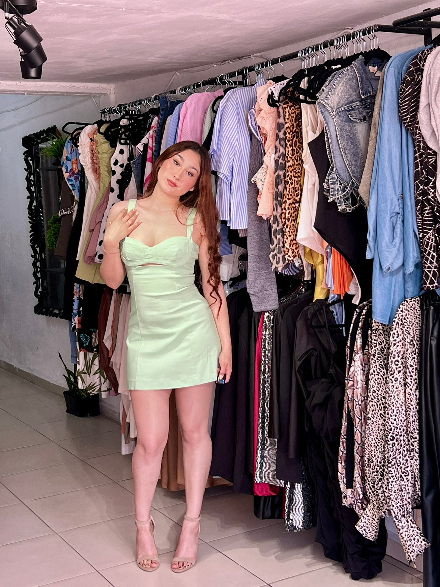 VESTIDO CORTO